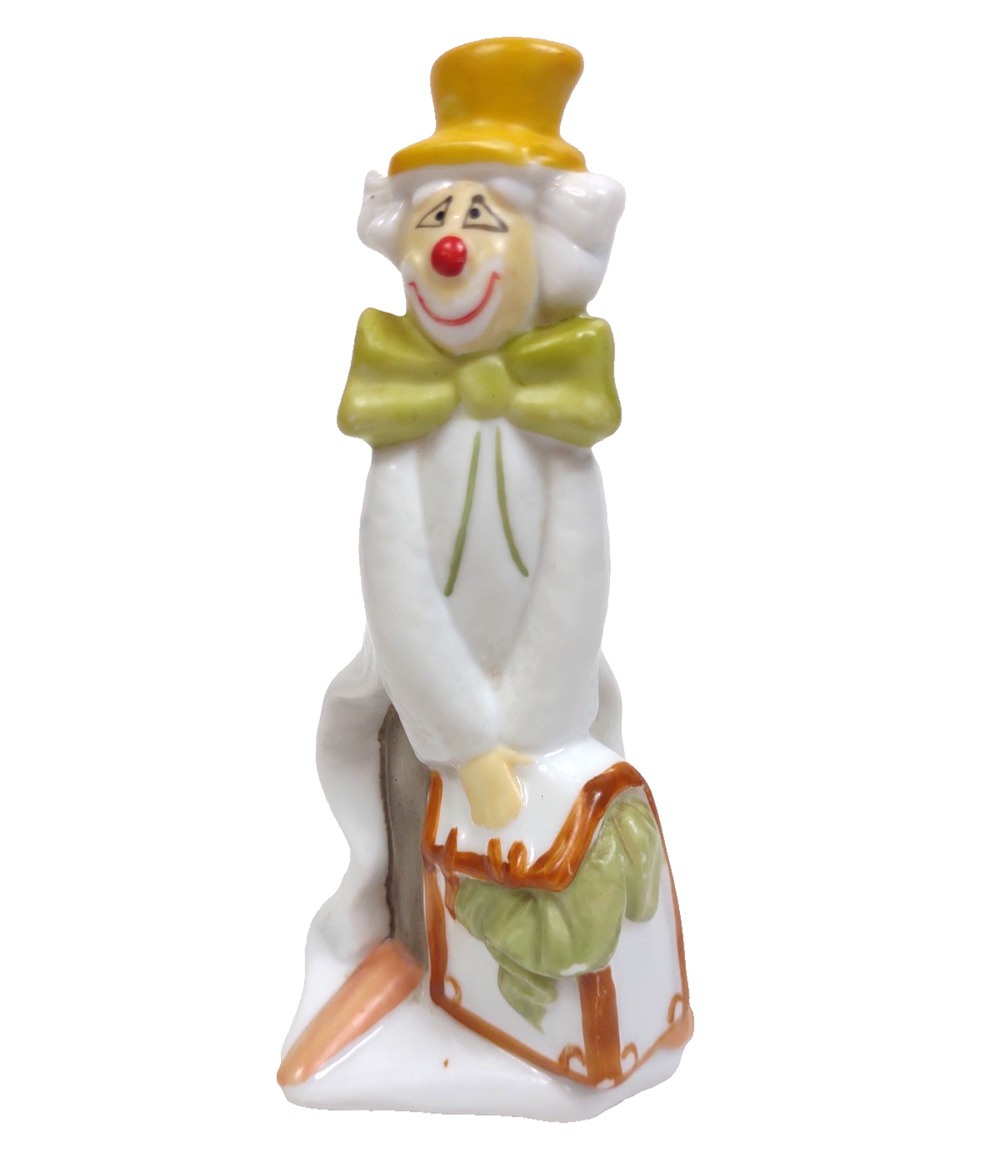 Vintage Painted Ceramic Clown Figurine Retro Closing a Bag 6.25” Tall Mint